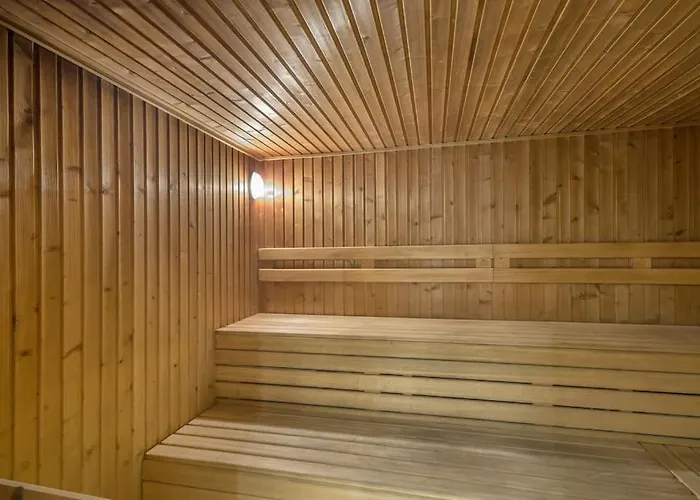 Alcazaba Three Bedroom *