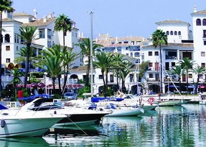 公寓 Alcazaba Three Bedroom 埃斯特波纳