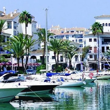 Apartment Alcazaba Three Bedroom Estepona