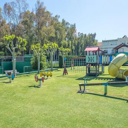 Alcazaba Three Bedroom Апартаменты Эстепона