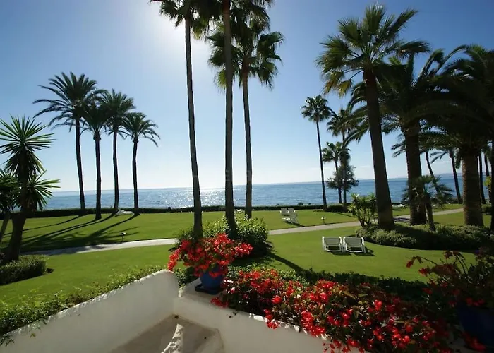 Alcazaba Three Bedroom 아파트 *