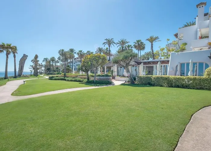 Alcazaba Three Bedroom *